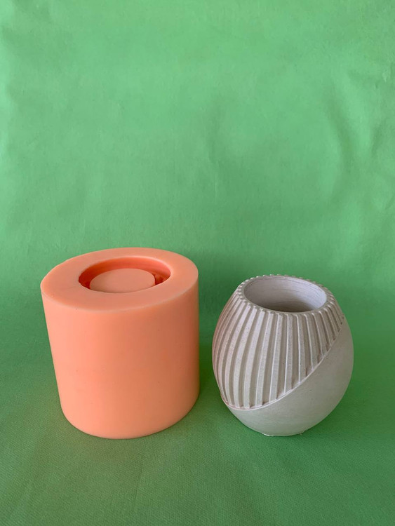 گلدان شیار دار