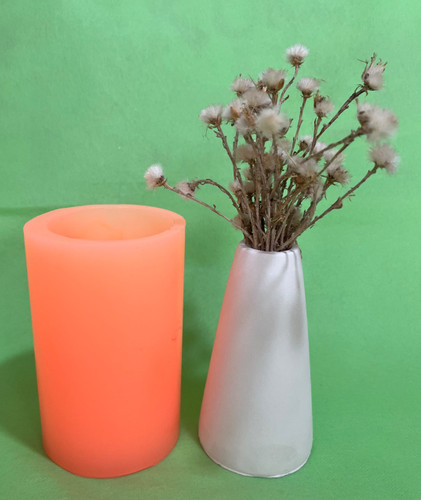 گلدان مخروطی