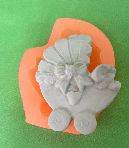 گیفت کالسکه