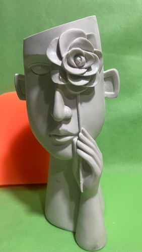 گلدان گل رخ