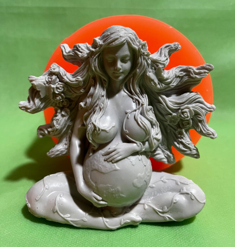 گایا مادر زمین